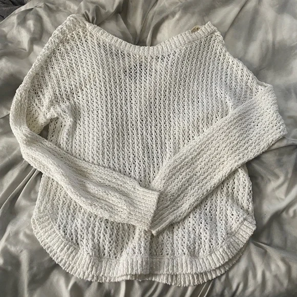 Hollister Sweater - Picture 1 of 3